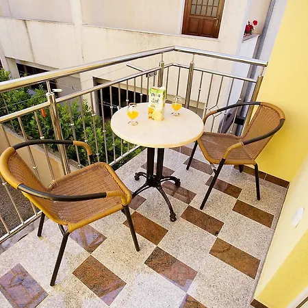 Diklo Borik Vir Apartment *