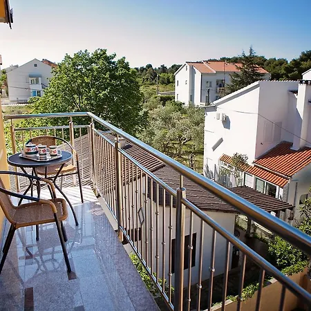 Diklo Borik Vir Apartman *