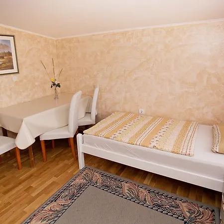 Diklo Borik Vir Apartamento Zadar